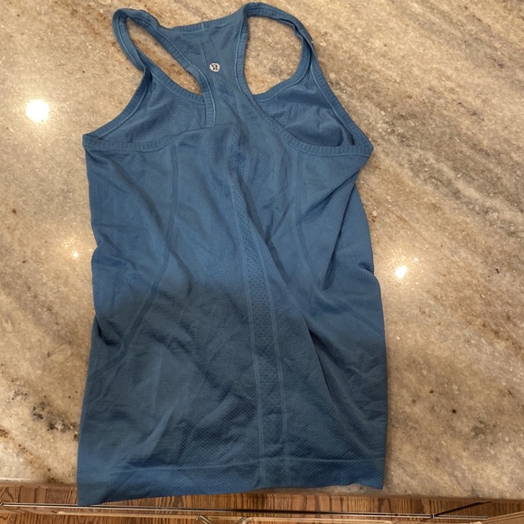 Blue lululemon tank top - Picture 2 of 2